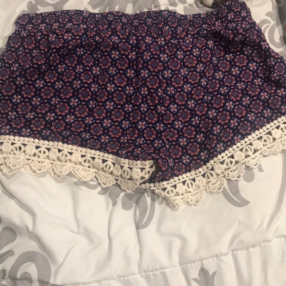 Shorts - Picture 2 of 2